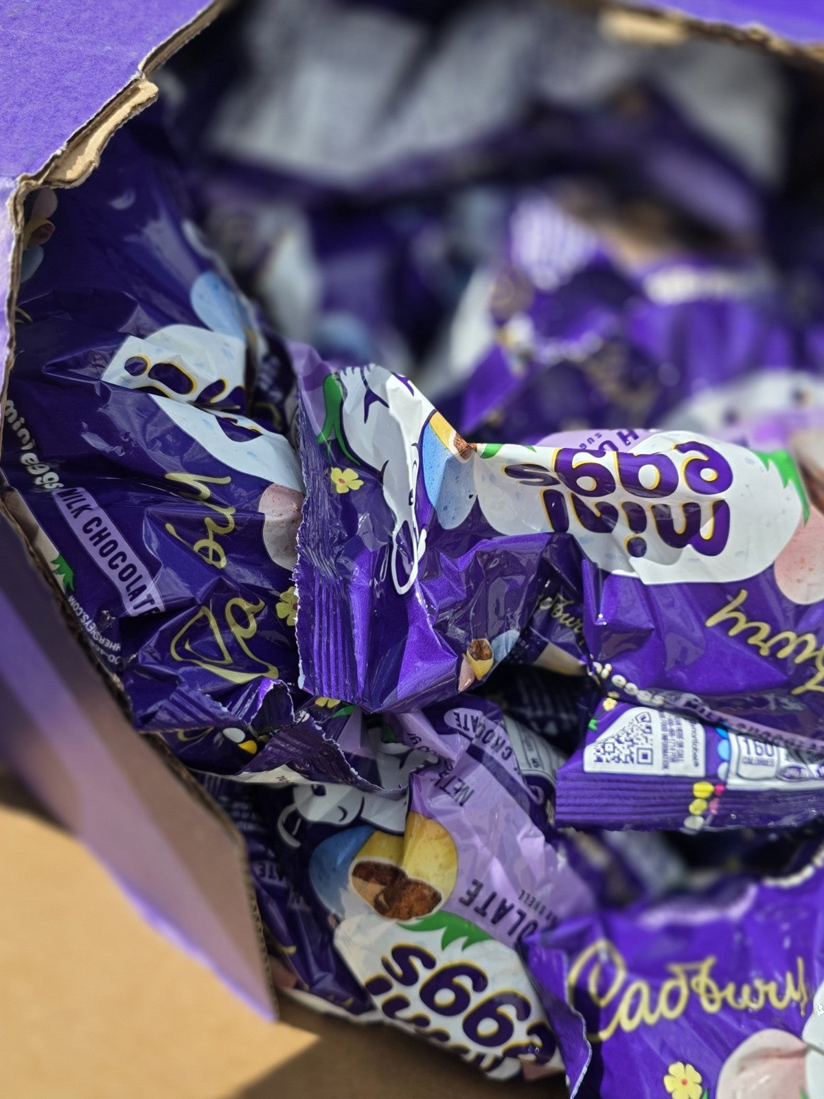 Cadbury Mini Eggs Milk Chocolate Bag Assorted Colors Pantry Snack 8 Servings