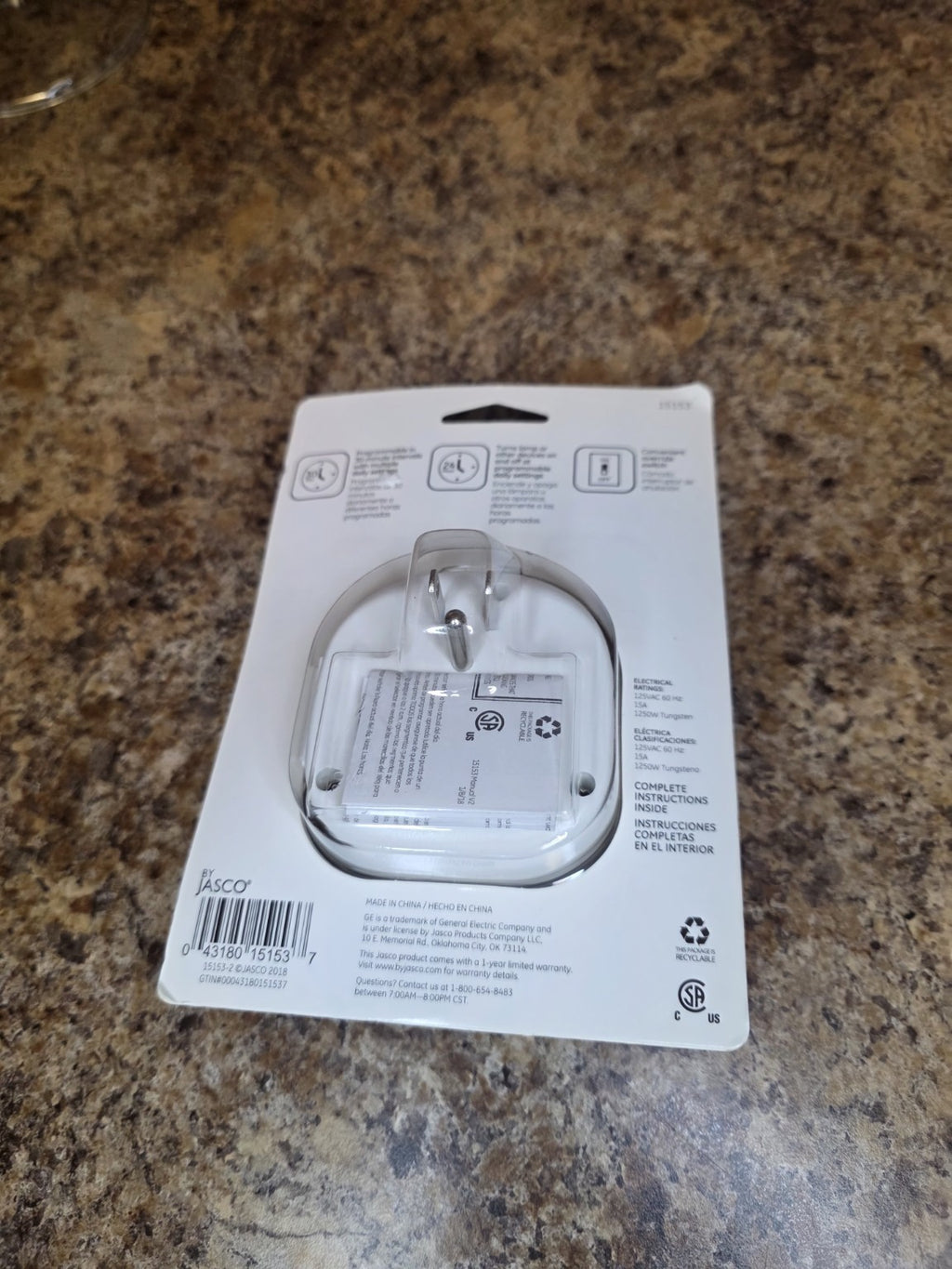 GE 24-Hour Heavy Duty Indoor Plug-in Mechanical Timer, 2 Grounded Outlets